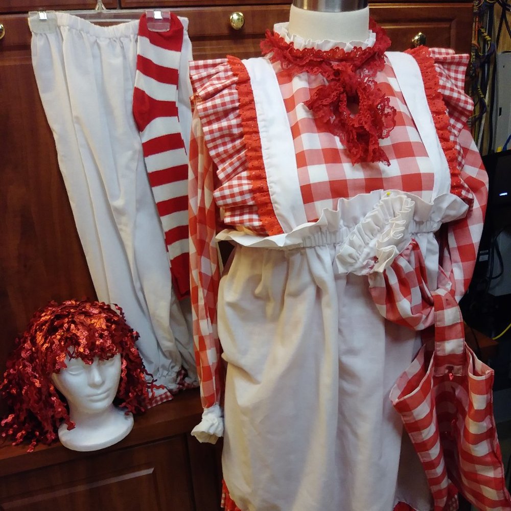 Halloween costume hand made size will fit Med to EX Lg is adjustable